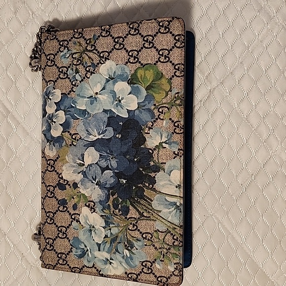 Gucci Blue Bloom - Picture 3 of 12